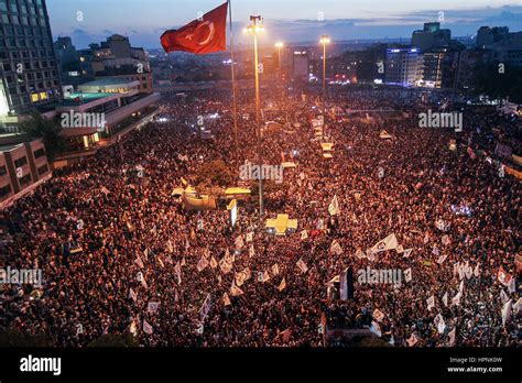 Gezi Parki Protesty: Wstrząsające niepokoje społeczne, które zmieniły oblicze Turcji