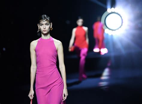 Milan Fashion Week: Catwalk Couture and the Reinvention of Italian Style